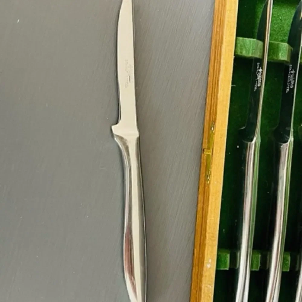 Griffon cutlery pairing
